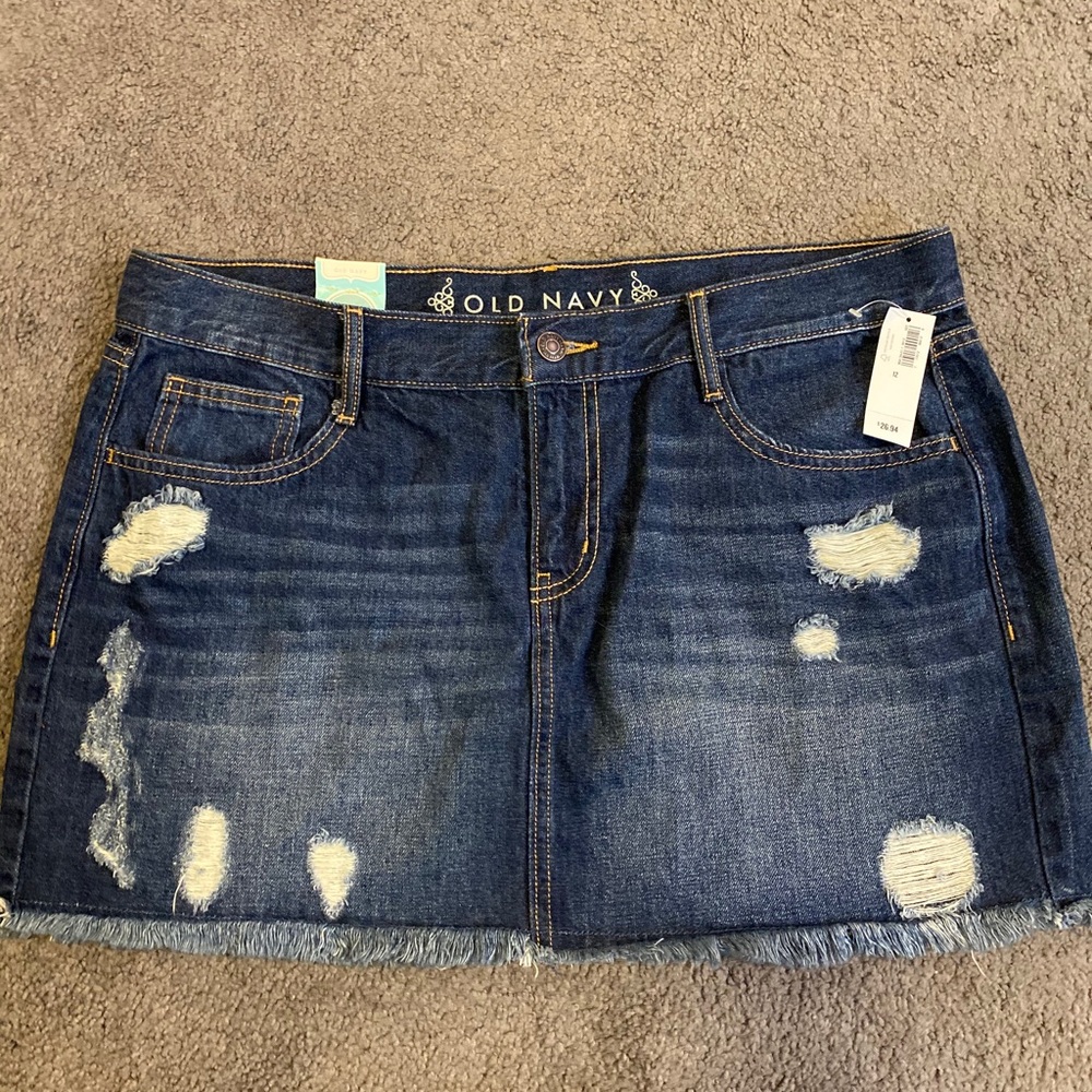 Brand New sexy Jean Skirt size 12